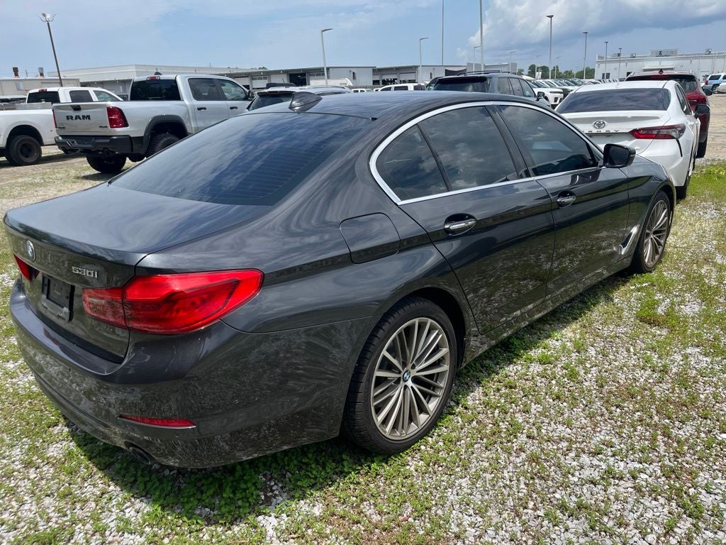 2017 BMW 530i 530i