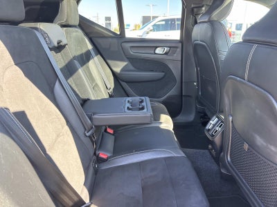 2021 Volvo XC40 Recharge Pure Electric P8