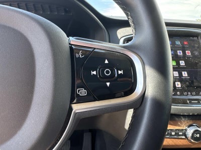 2025 Volvo XC90 B5 Plus