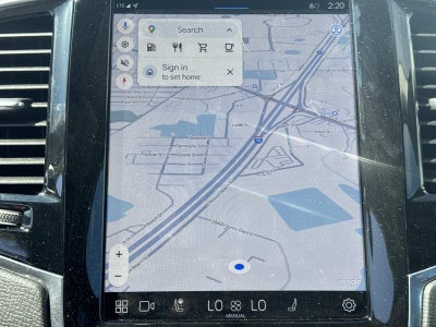 2025 Volvo XC90 B5 Plus