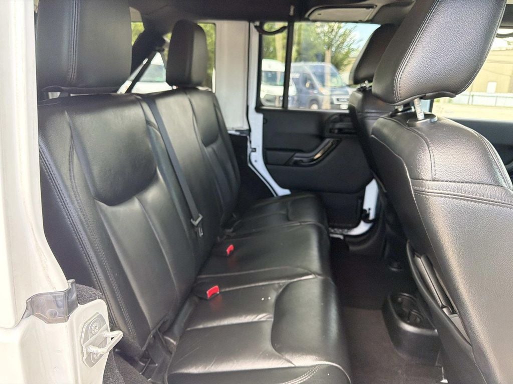 2015 Jeep Wrangler Unlimited Unlimited Sahara Altitude