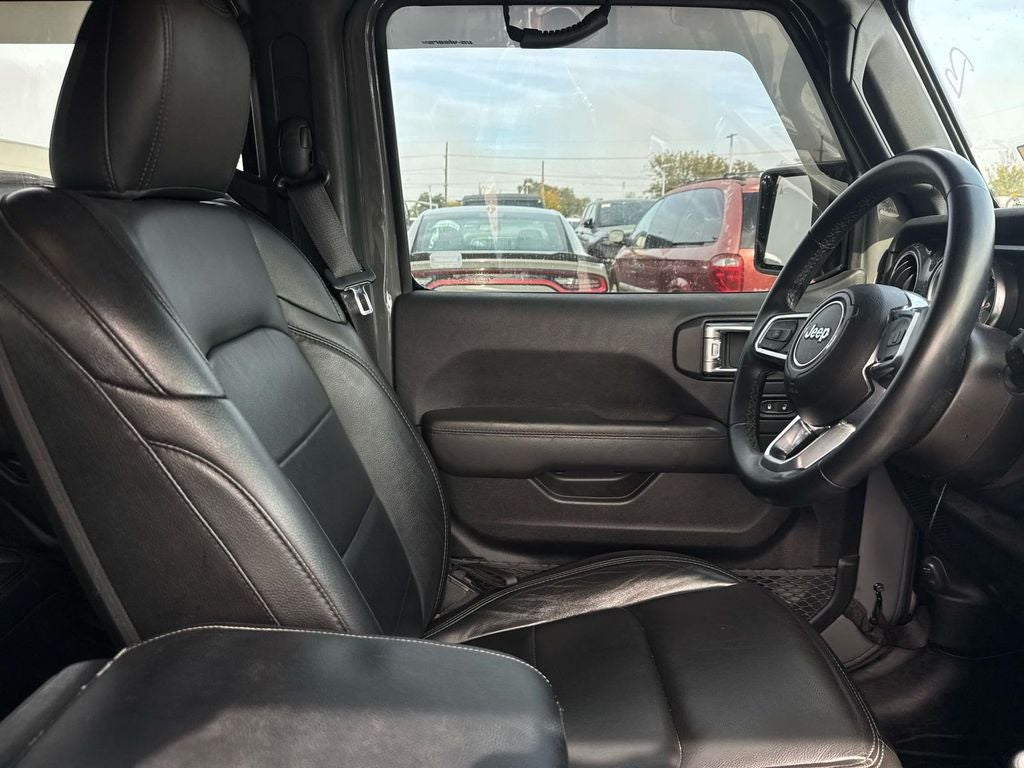 2021 Jeep Wrangler Unlimited Sahara Altitude 4x4