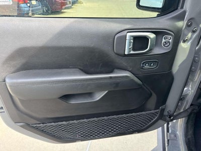 2021 Jeep Wrangler Unlimited Sahara Altitude 4x4