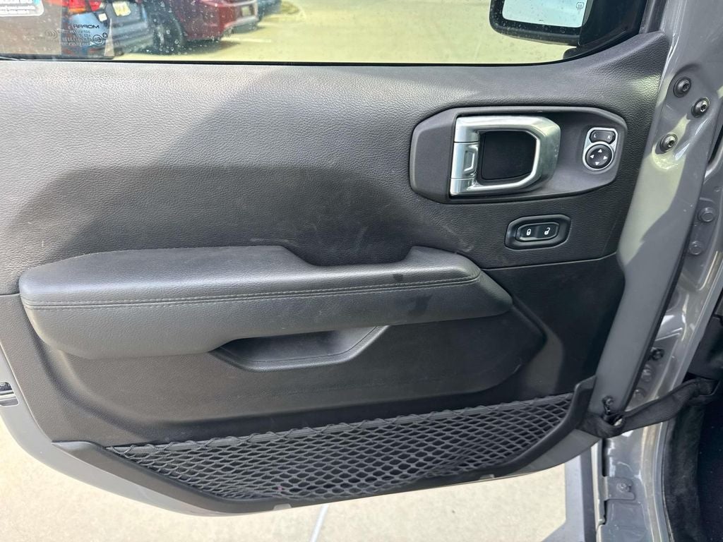 2021 Jeep Wrangler Unlimited Sahara Altitude 4x4