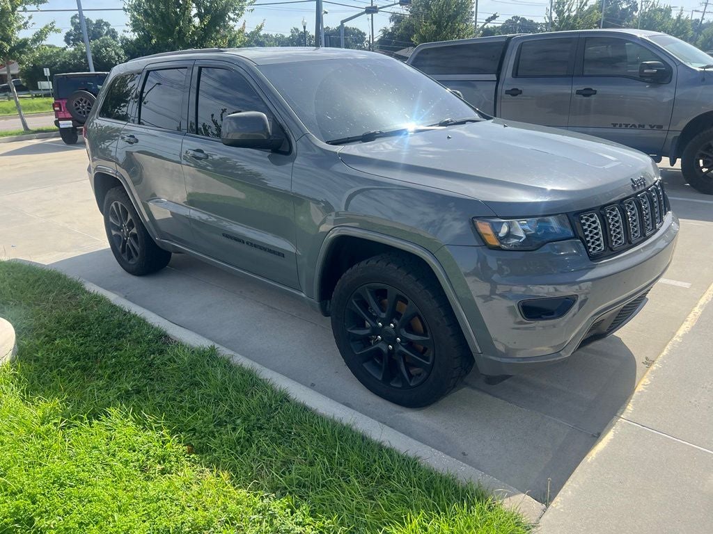 2020 Jeep Grand Cherokee Altitude 4x2