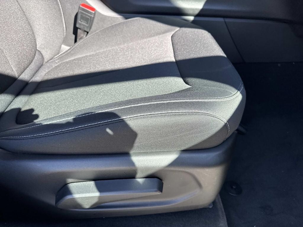 2024 Jeep Grand Cherokee Laredo 4x2