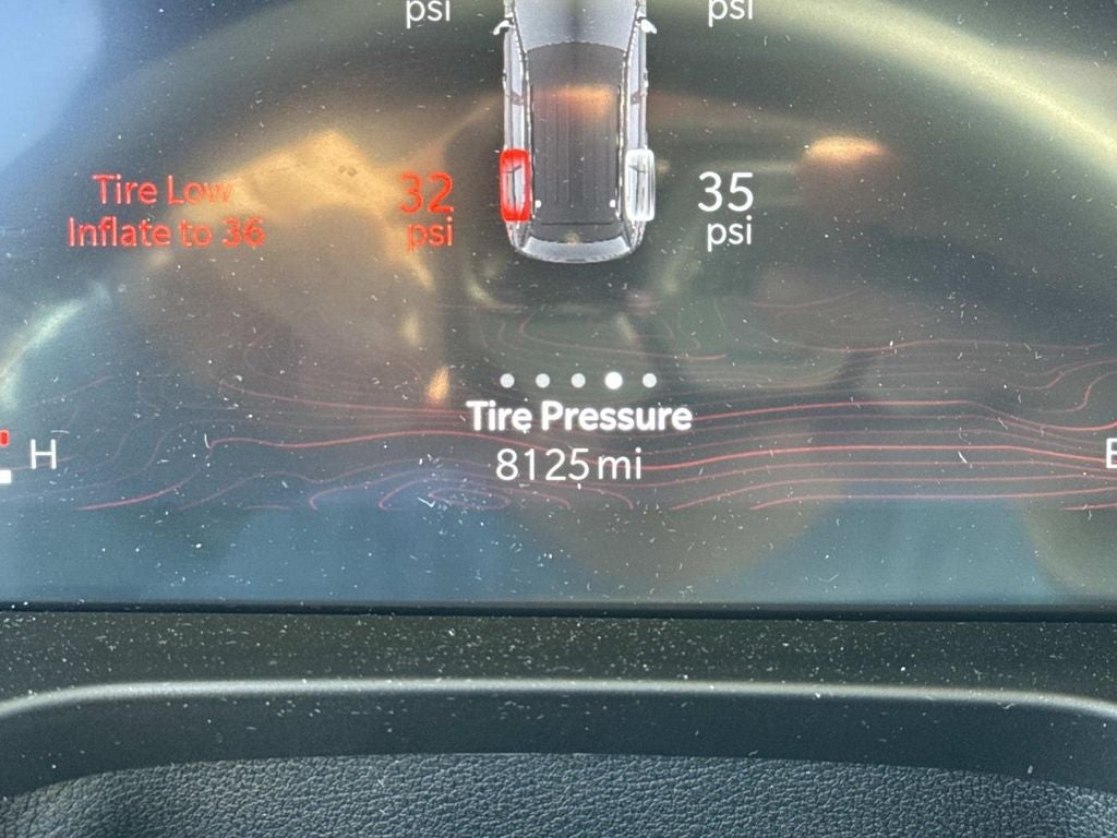 2024 Jeep Grand Cherokee Laredo 4x2