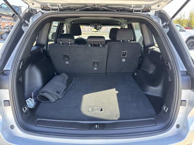 2024 Jeep Grand Cherokee Laredo 4x2