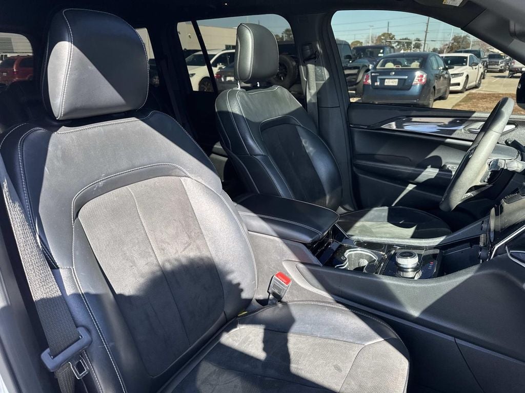 2023 Jeep Grand Cherokee Altitude 4x2