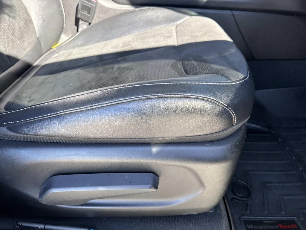 2023 Jeep Grand Cherokee Altitude 4x2