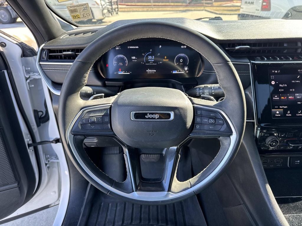 2023 Jeep Grand Cherokee Altitude 4x2