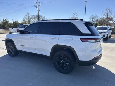 2023 Jeep Grand Cherokee Altitude 4x2