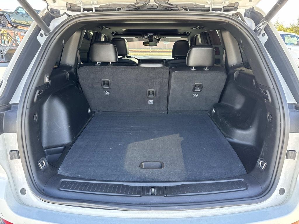 2023 Jeep Grand Cherokee Altitude 4x2