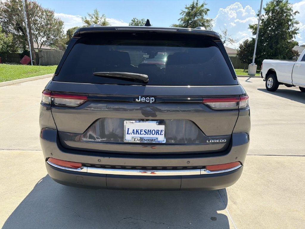 2024 Jeep Grand Cherokee Laredo