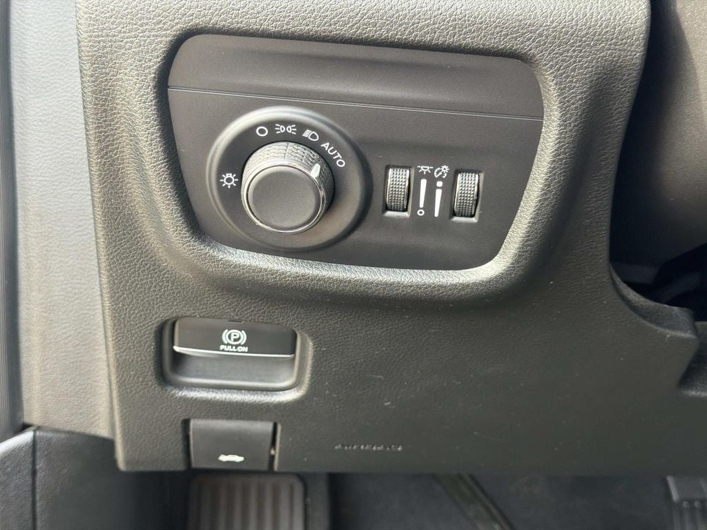 2024 Jeep Grand Cherokee Altitude X 4x2