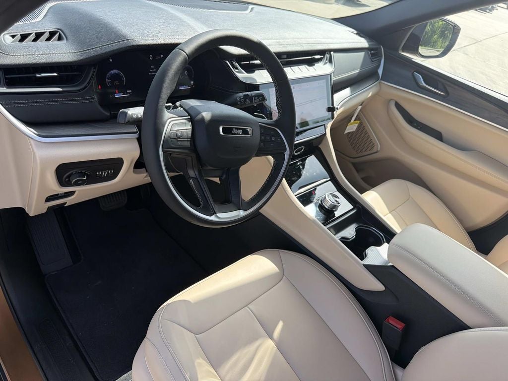 2026 Jeep Grand Cherokee Limited 4x2