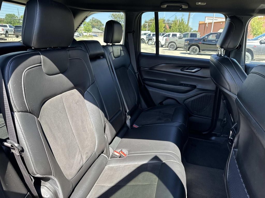 2023 Jeep Grand Cherokee Altitude 4x4