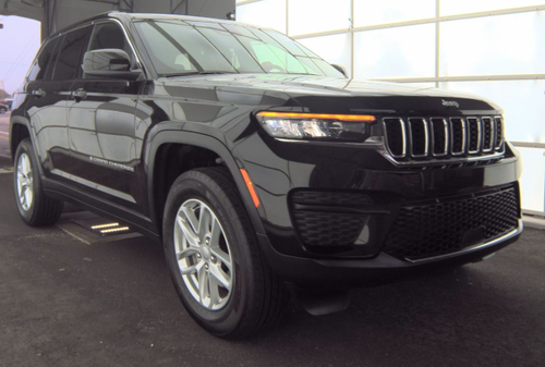 2025 Jeep Grand Cherokee Laredo X 4x4