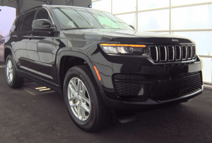 2025 Jeep Grand Cherokee Laredo X 4x4