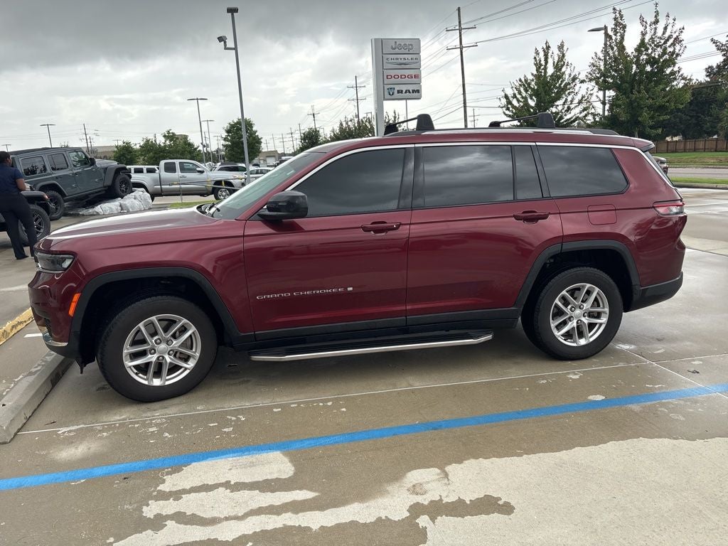 2021 Jeep Grand Cherokee L Laredo 4x2