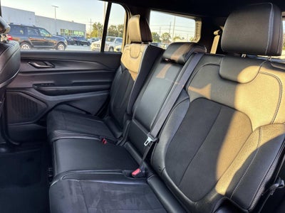 2024 Jeep Grand Cherokee L Altitude 4x4