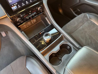 2024 Jeep Grand Cherokee L Altitude 4x4