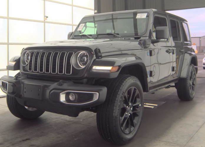 2025 Jeep Wrangler 4xe Sahara 4xe