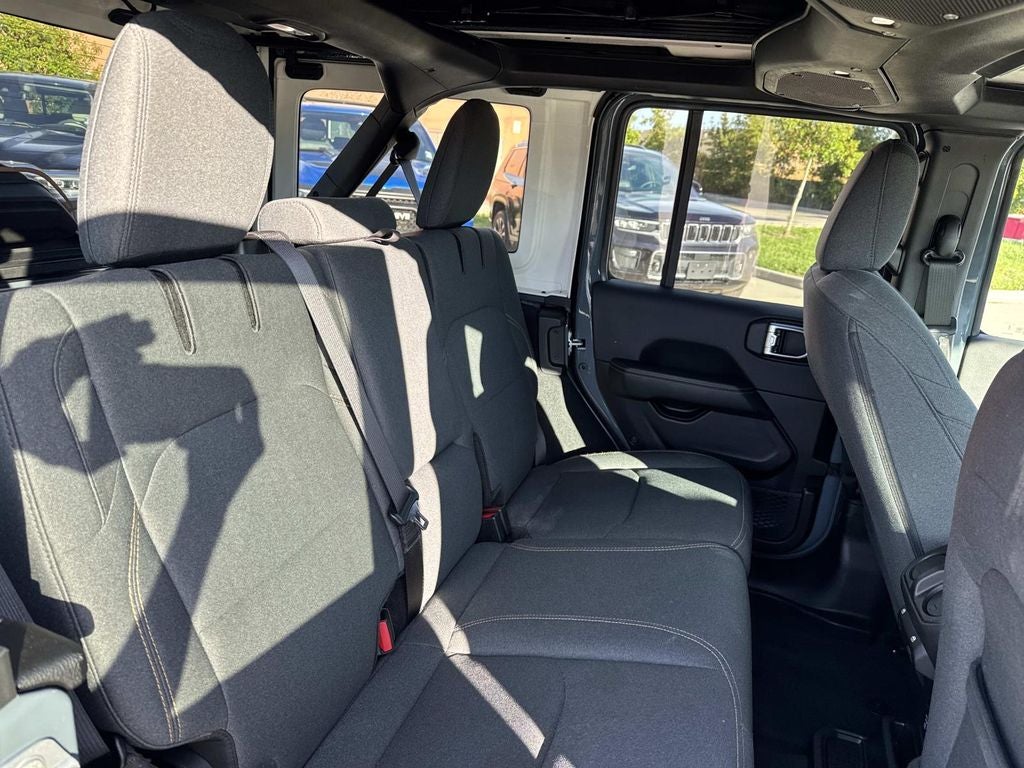 2025 Jeep Wrangler 4xe Sahara 4xe