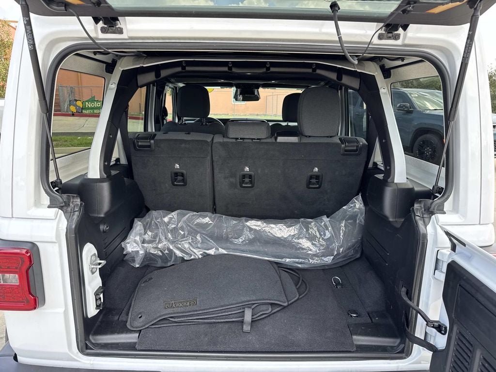 2025 Jeep Wrangler 4xe Sahara 4xe