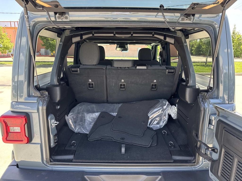 2025 Jeep Wrangler 4xe Sahara 4xe