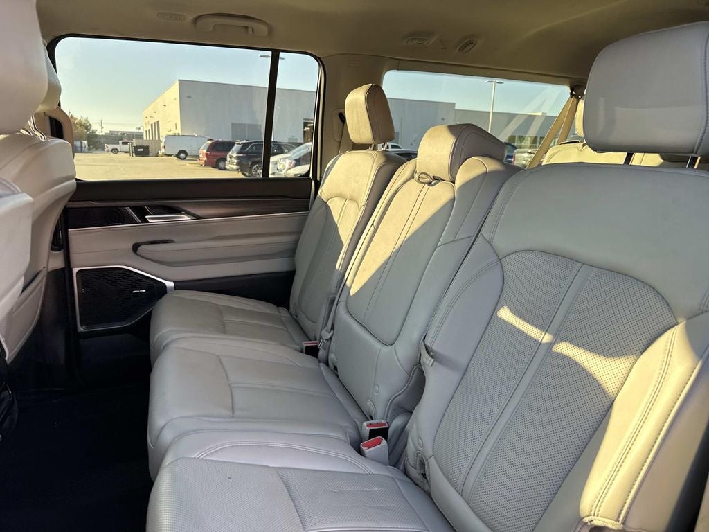 2024 Jeep Wagoneer L Series II