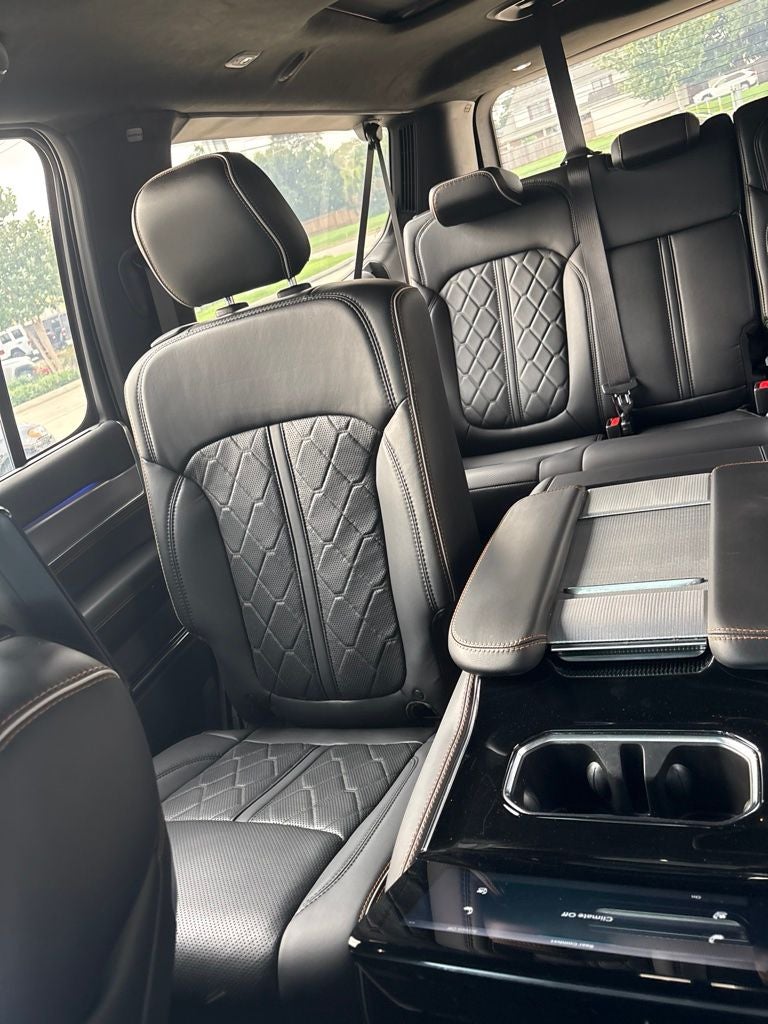 2023 Jeep Grand Wagoneer L Series III 4x4