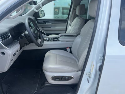 2024 Jeep Wagoneer Series II 4x2