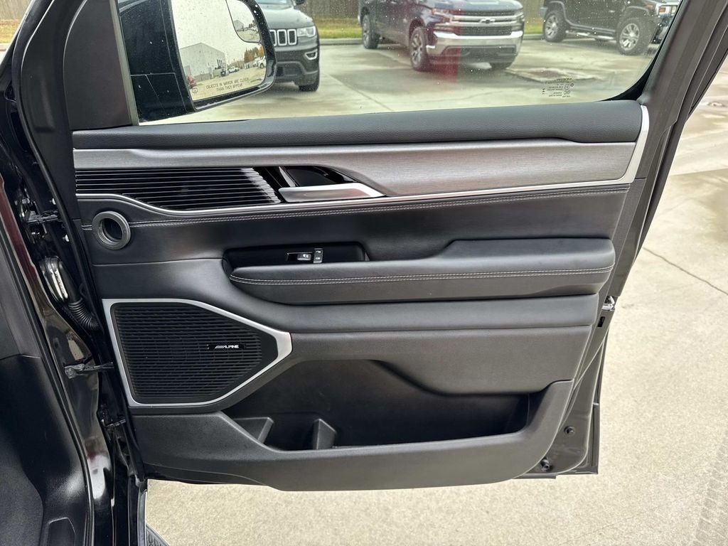 2025 Jeep Wagoneer Carbide 4x4