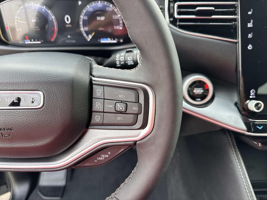 2025 Jeep Wagoneer Carbide 4x4