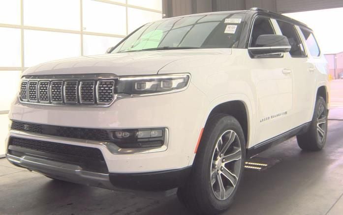 2023 Jeep Grand Wagoneer Base