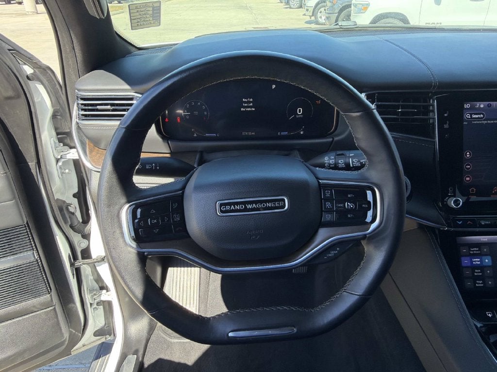 2023 Jeep Grand Wagoneer Base