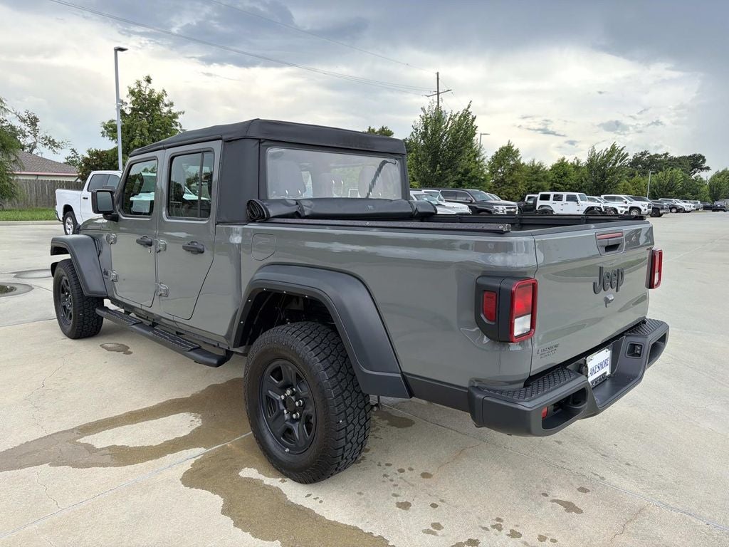 2023 Jeep Gladiator Sport
