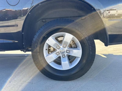 2024 RAM 1500 Classic SLT Quad Cab 4x2 6'4' Box