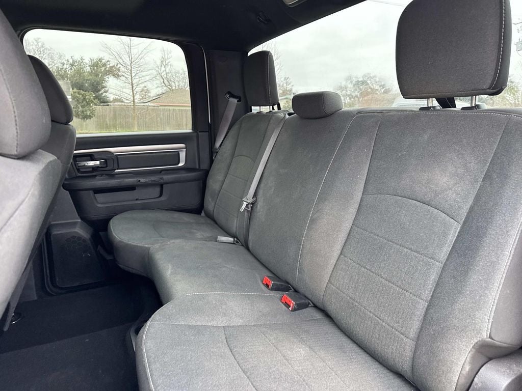 2024 RAM 1500 Classic Warlock Crew Cab 4x2 5'7' Box