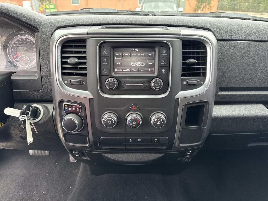 2024 RAM 1500 Classic Warlock Crew Cab 4x2 5'7' Box
