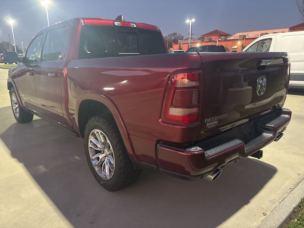 2022 RAM 1500 Laramie Crew Cab 4x2 5'7' Box