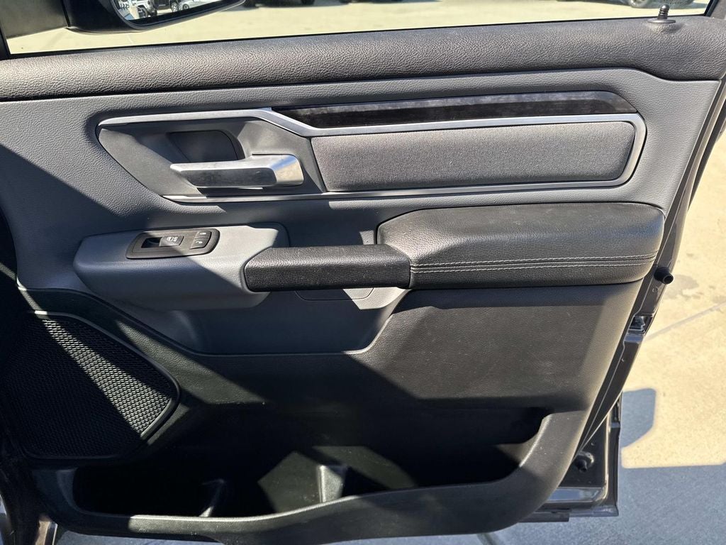 2022 RAM 1500 Big Horn Crew Cab 4x4 5'7' Box