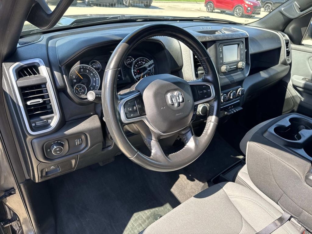 2022 RAM 1500 Big Horn Crew Cab 4x4 5'7' Box