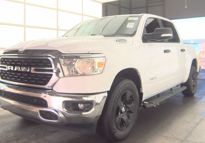 2022 RAM 1500 Big Horn Crew Cab 4x4 5'7' Box