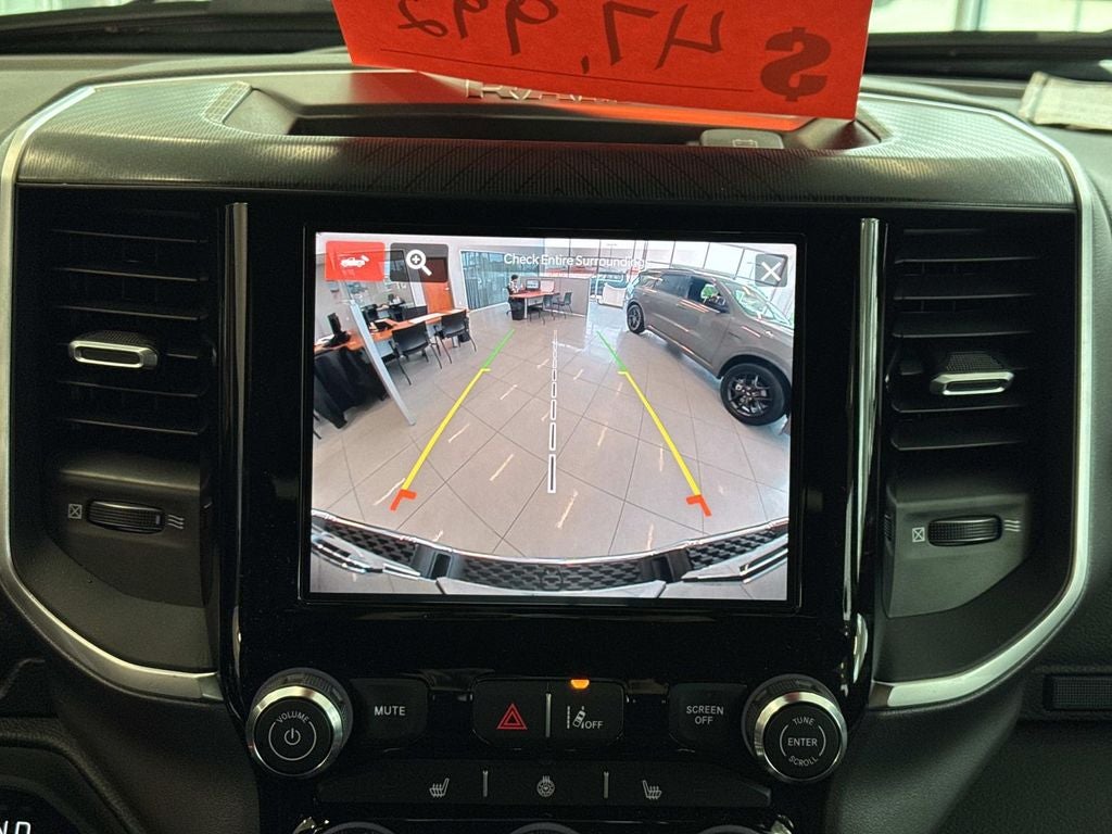 2025 RAM 1500 Big Horn Crew Cab 4x4 5'7' Box