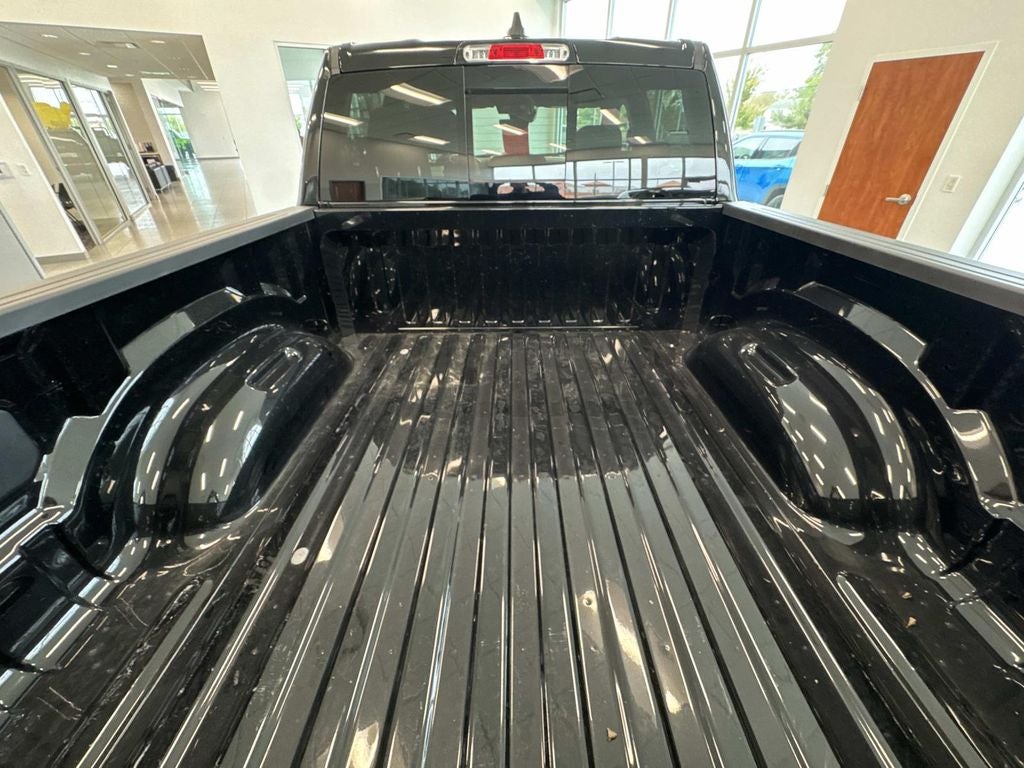 2025 RAM 1500 Big Horn Crew Cab 4x4 5'7' Box