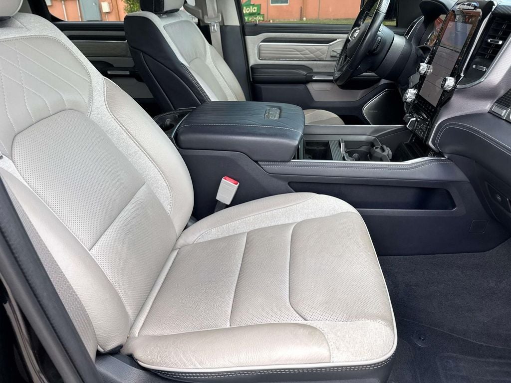 2022 RAM 1500 Limited Crew Cab 4x4 5'7' Box