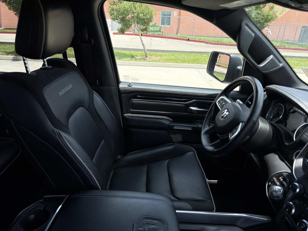2022 RAM 1500 Laramie Crew Cab 4x4 6'4' Box