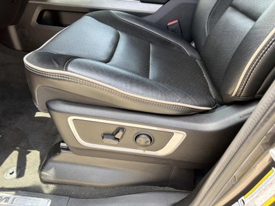 2022 RAM 1500 Laramie Crew Cab 4x4 6'4' Box